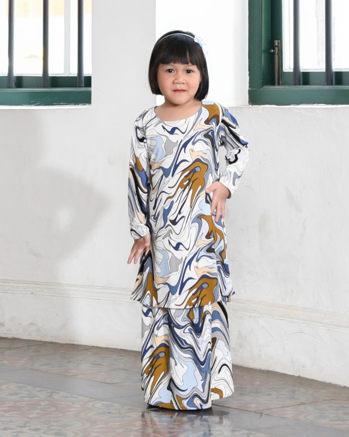 Kurung Lara Kids – Marble Blue - Image 3