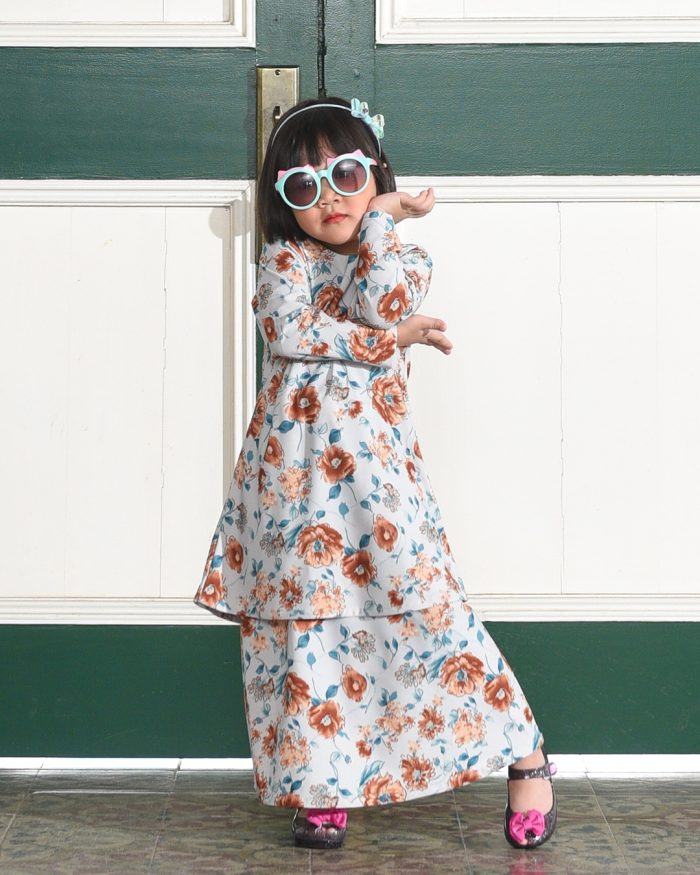 Kurung Lara Kids – Peony Blue - Image 3