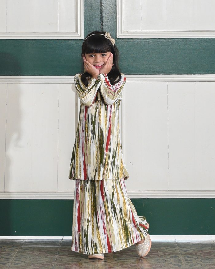 Kurung Lara Kids – Sparkling Army