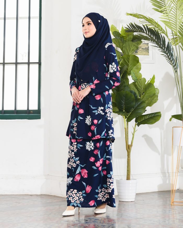 Kurung Lara - Midnight Blue - Image 3