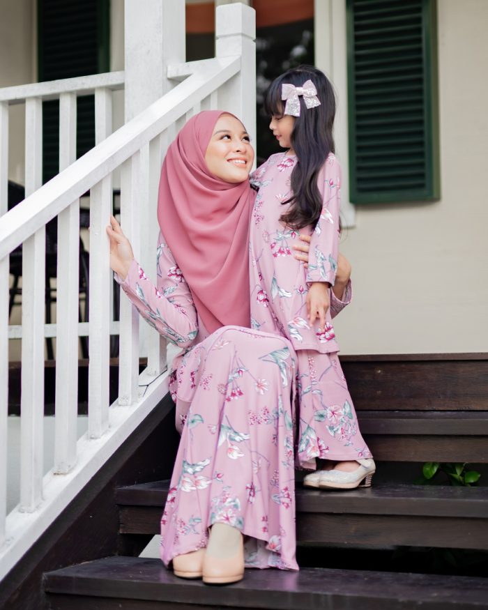 Baju Kurung Pahang Laura Printed Kids - Iris DustyPink - Image 5