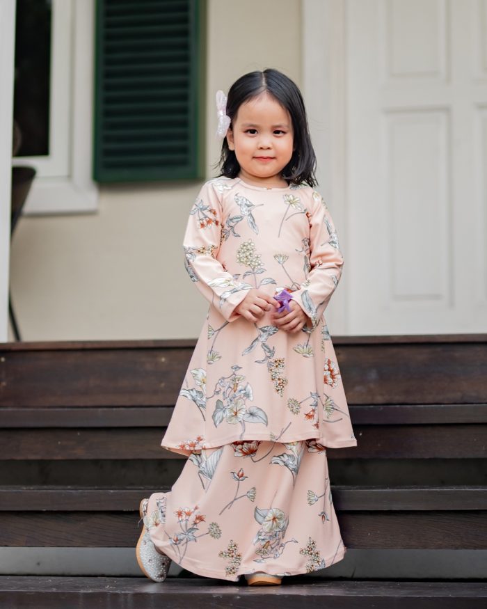 Baju Kurung Pahang Laura Printed Kids - Iris Peach