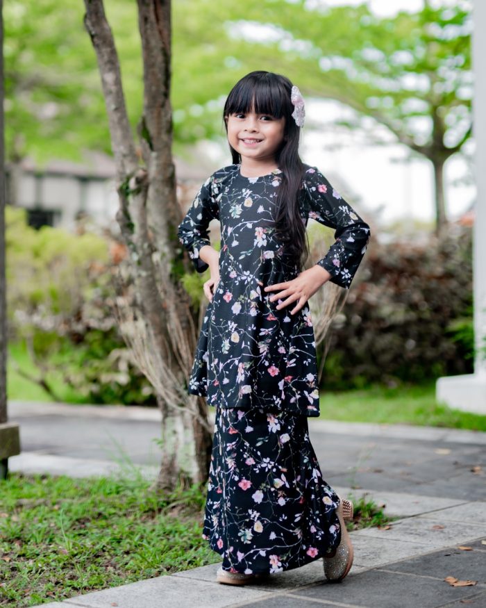 Baju Kurung Pahang Laura Printed Kids - Kesuma Black