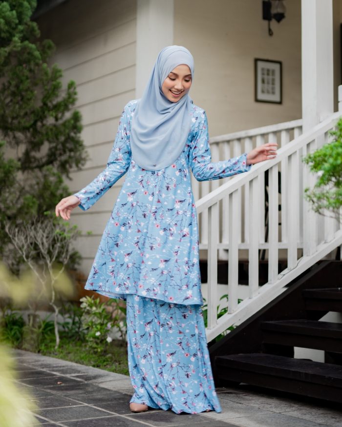 Baju Kurung Pahang Laura Printed - Kesuma Blue