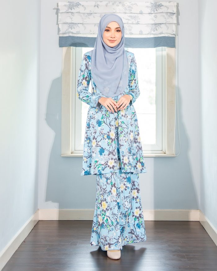 Baju Kurung Pahang Laura Printed - Azalea Blue