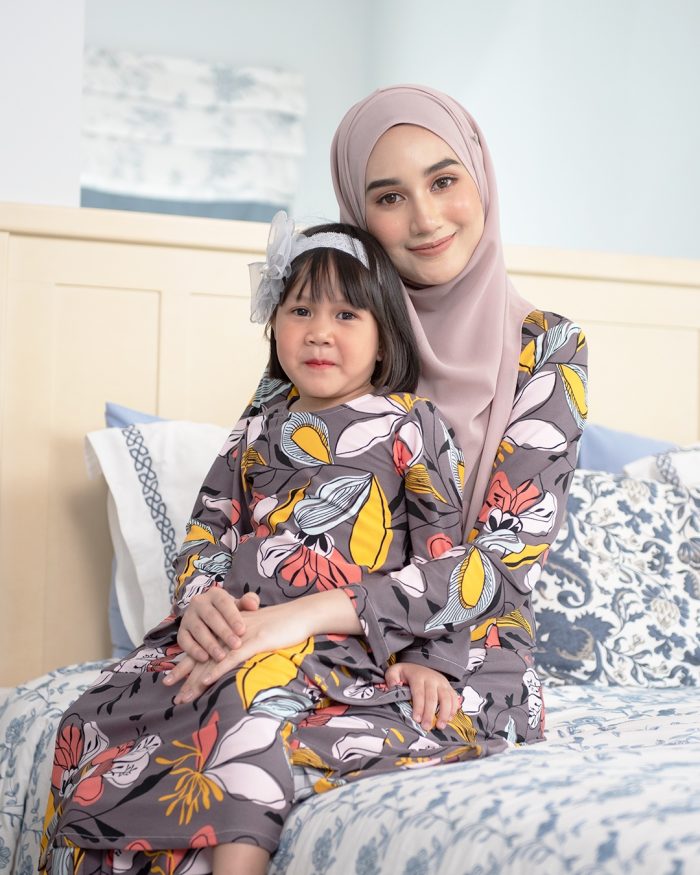 Baju Kurung Pahang Laura Printed Kids – Floral Ash - Image 6