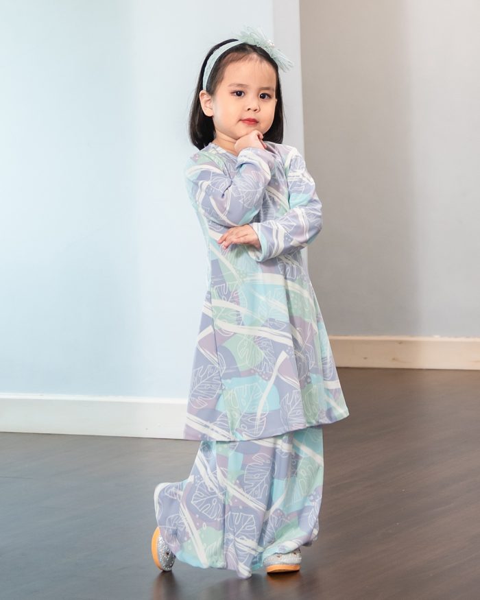 Baju Kurung Pahang Laura Printed Kids – Caladium Bicolour