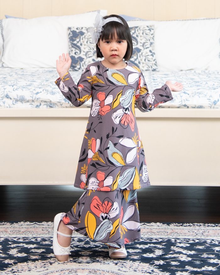 Baju Kurung Pahang Laura Printed Kids – Floral Ash