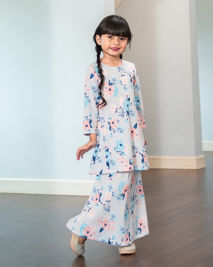 Baju Kurung Pahang Laura Printed Kids – Melati Abalone - Image 4