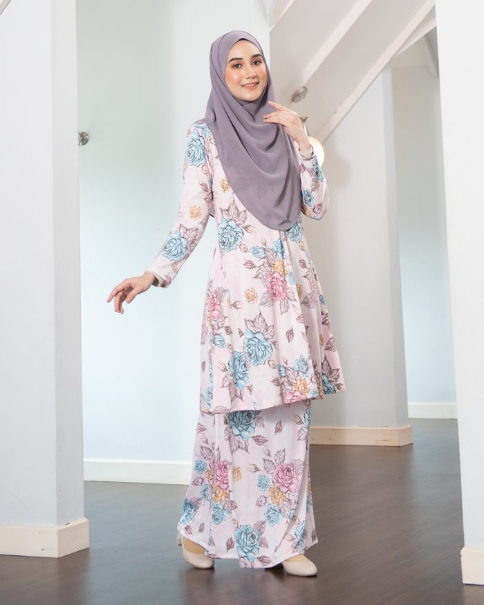 Baju Kurung Pahang Laura Printed – Mawar Pinky - Image 2