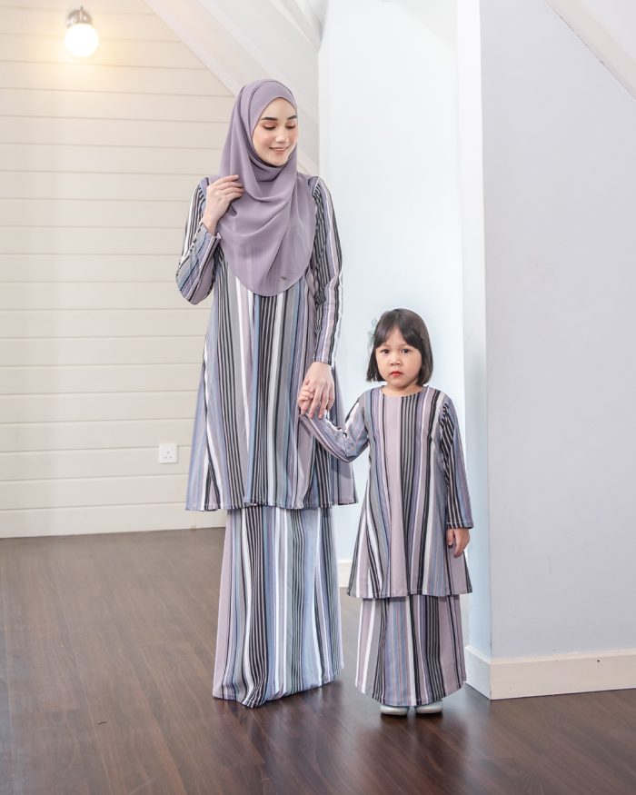 Baju Kurung Pahang Laura Printed Kids – Stripes Grey - Image 5