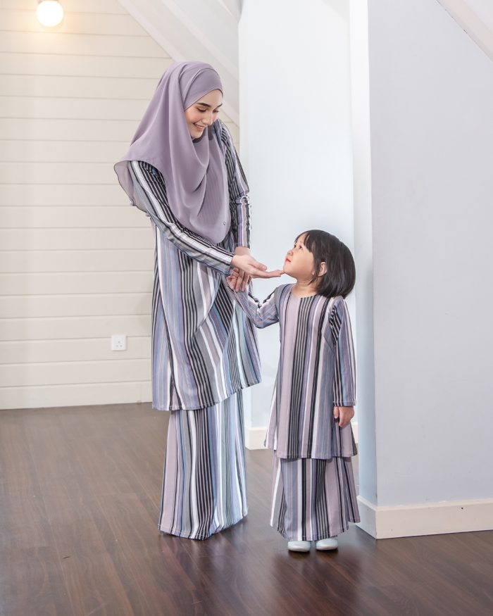 Baju Kurung Pahang Laura Printed Kids – Stripes Grey - Image 6