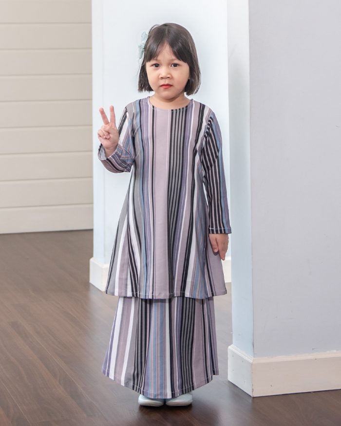 Baju Kurung Pahang Laura Printed Kids – Stripes Grey