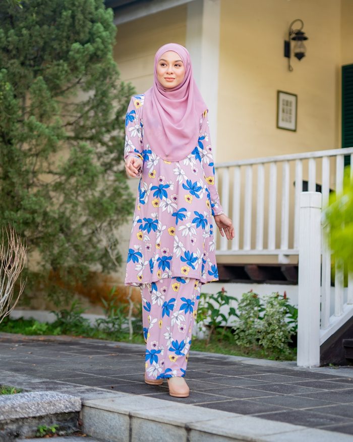 Baju Kurung Pahang Laura Printed - Seroja Candy Mauve