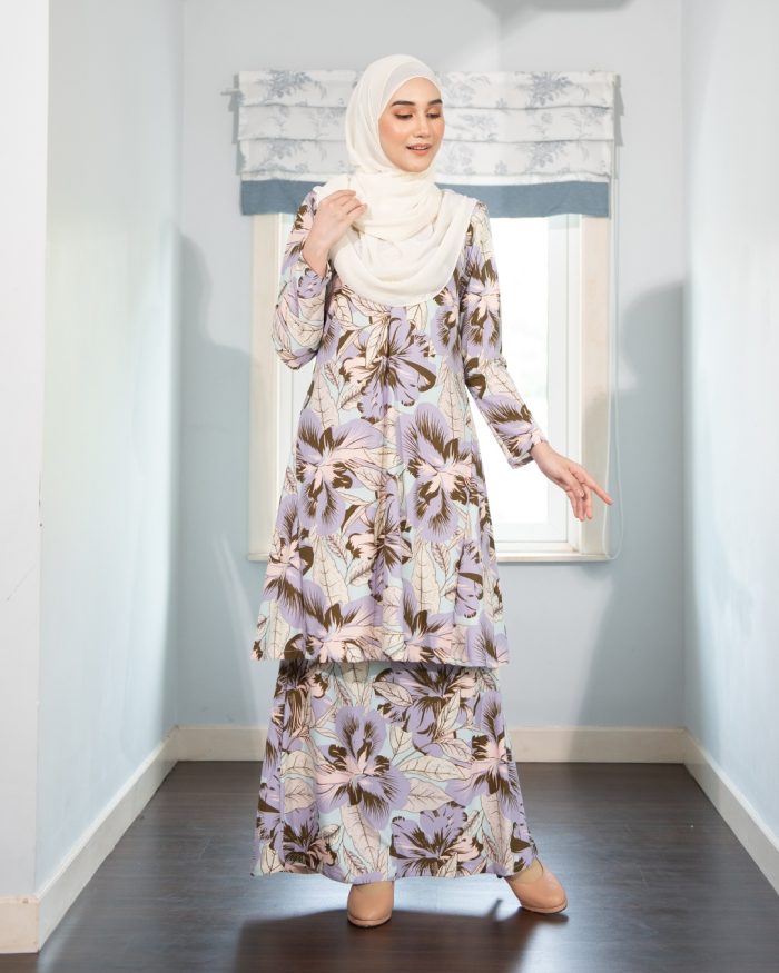 Baju Kurung Pahang Laura Printed - Daffodil Iris