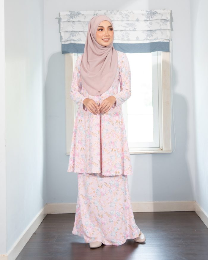 Baju Kurung Pahang Laura Printed - Peony Pink - Image 2
