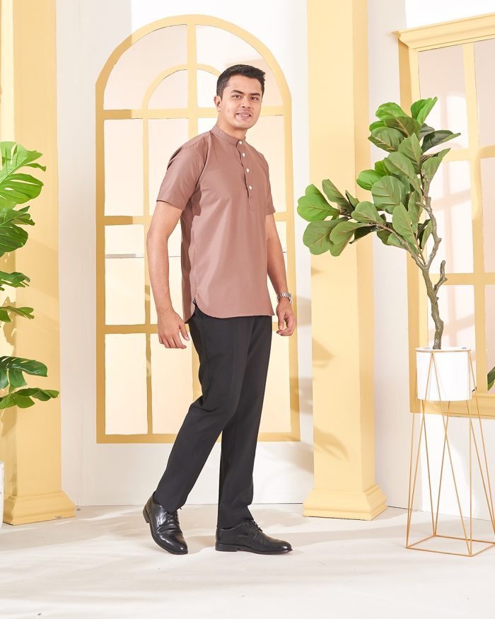 Kurta Luqman - Sable Brown