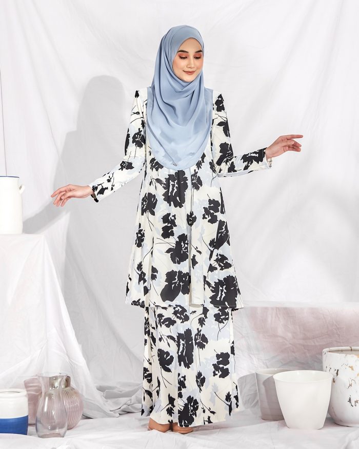 Baju Kurung Pahang Laura Printed – Haze Blush