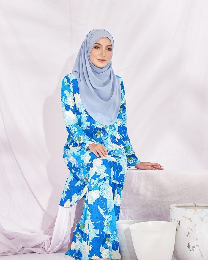 Baju Kurung Pahang Laura Printed – Ocean Cosmos - Image 5