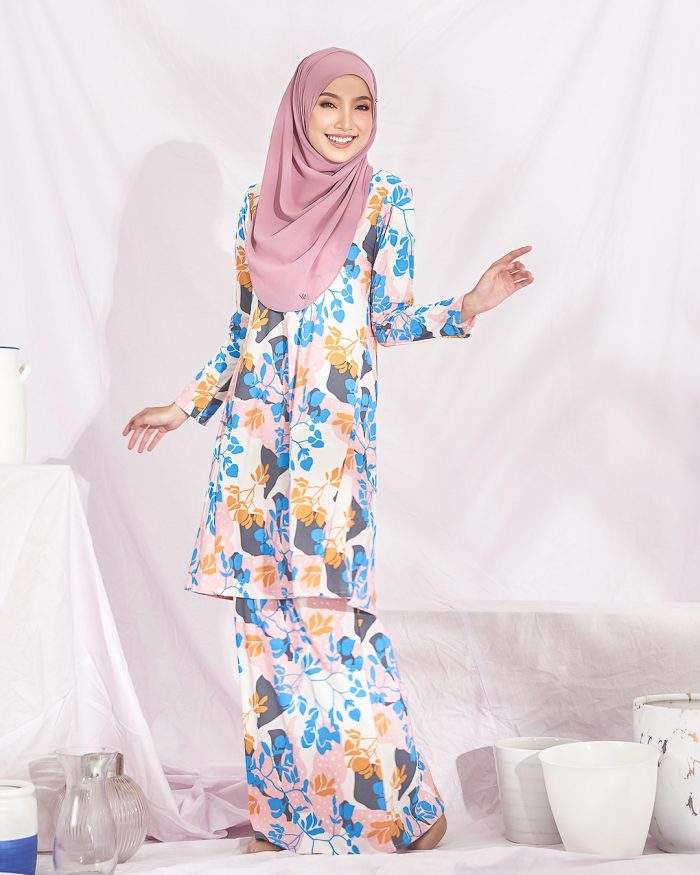 Baju Kurung Pahang Laura Printed – White Coral