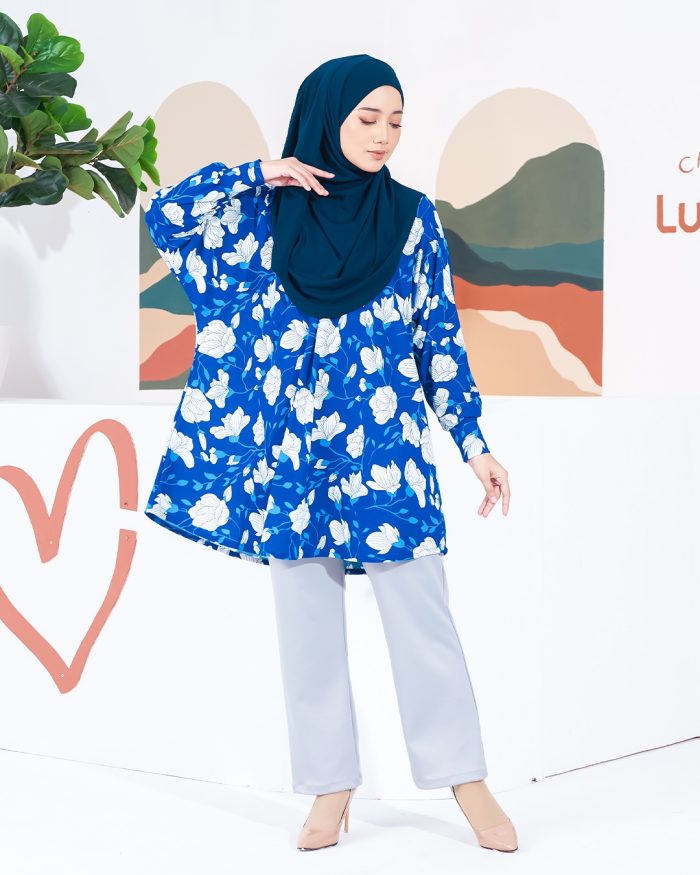 Blouse Likita – Daffodil Blue - Image 3