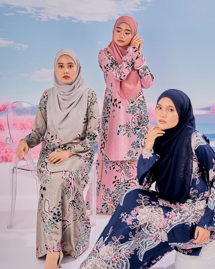 Baju Kurung Moden Batik Sultanah 6.0 - Mekar Dust Grey - Image 7