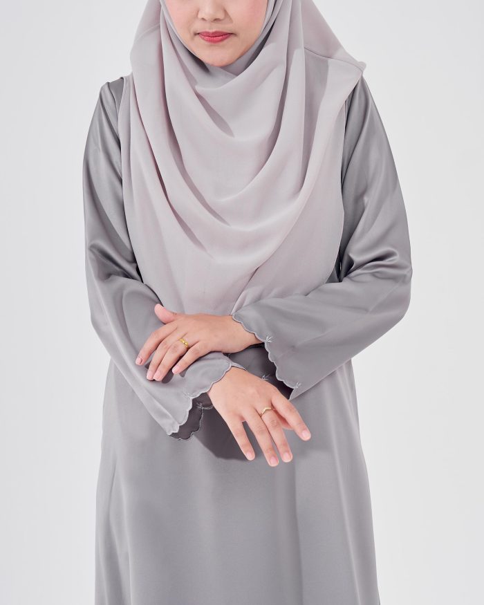 Abaya Sulam Reesia - Cloud Grey - Image 5