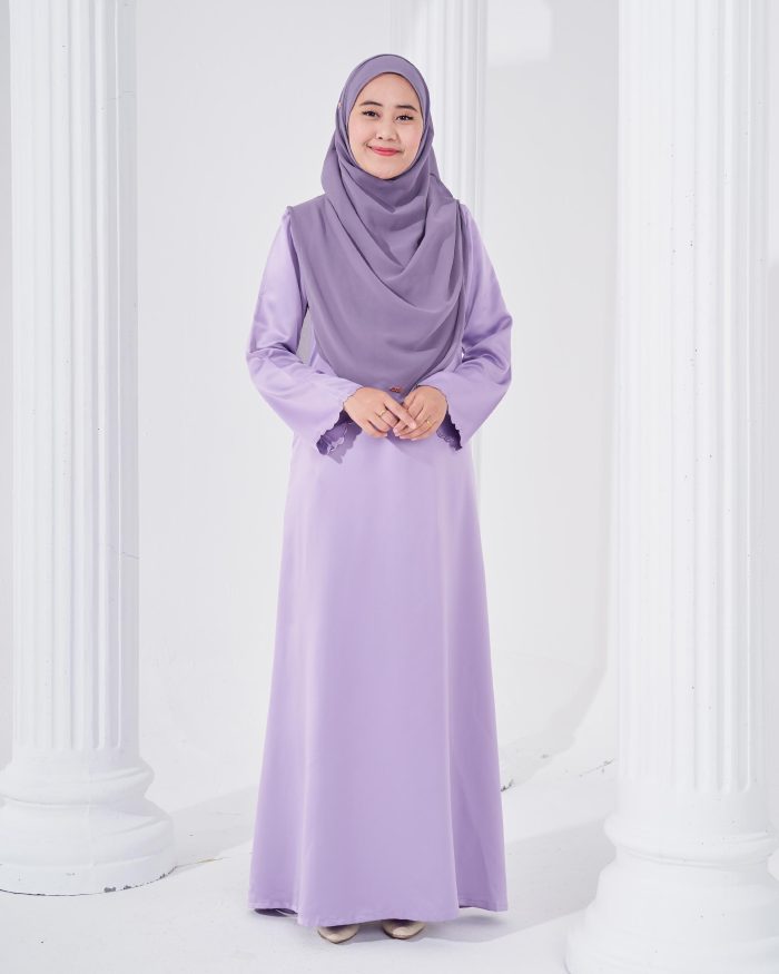 Abaya Sulam Reesia - Glossy Grape - Image 3