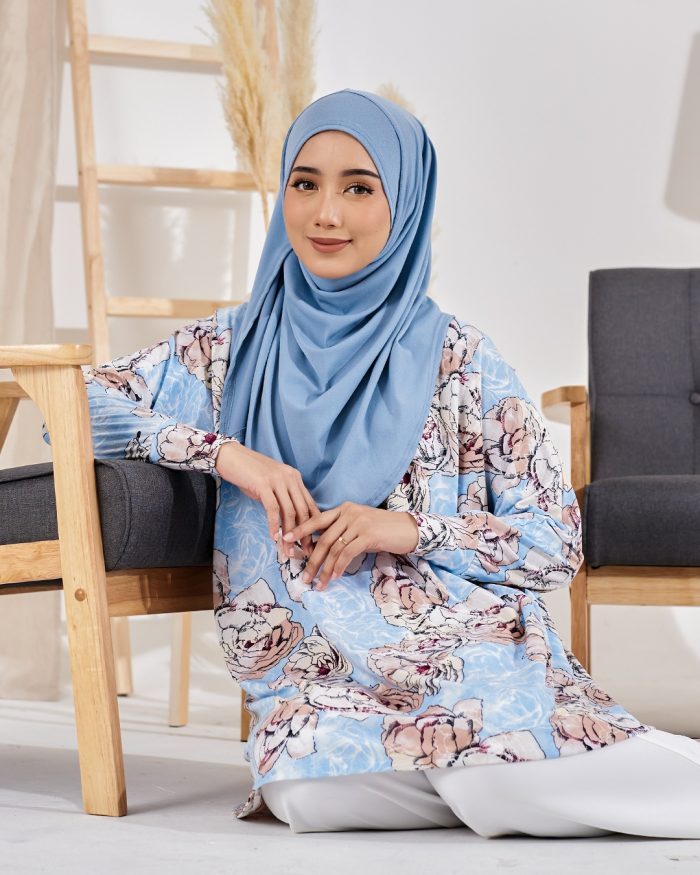 Blouse Leyra Printed - Carnation Blue - Image 3