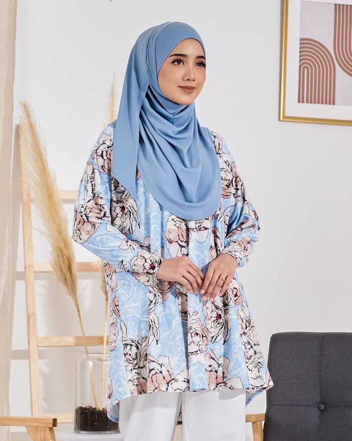 Blouse Leyra Printed - Carnation Blue - Image 2