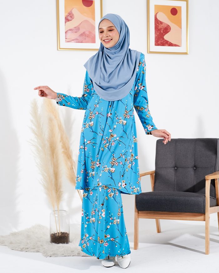 Baju Kurung Pahang Laura Printed 2.0 - Sakura Turquoise