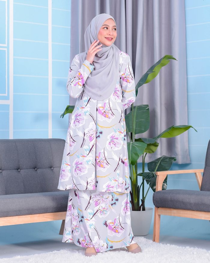 Baju Kurung Pahang Laura Printed 2.0 - Azalea Grey