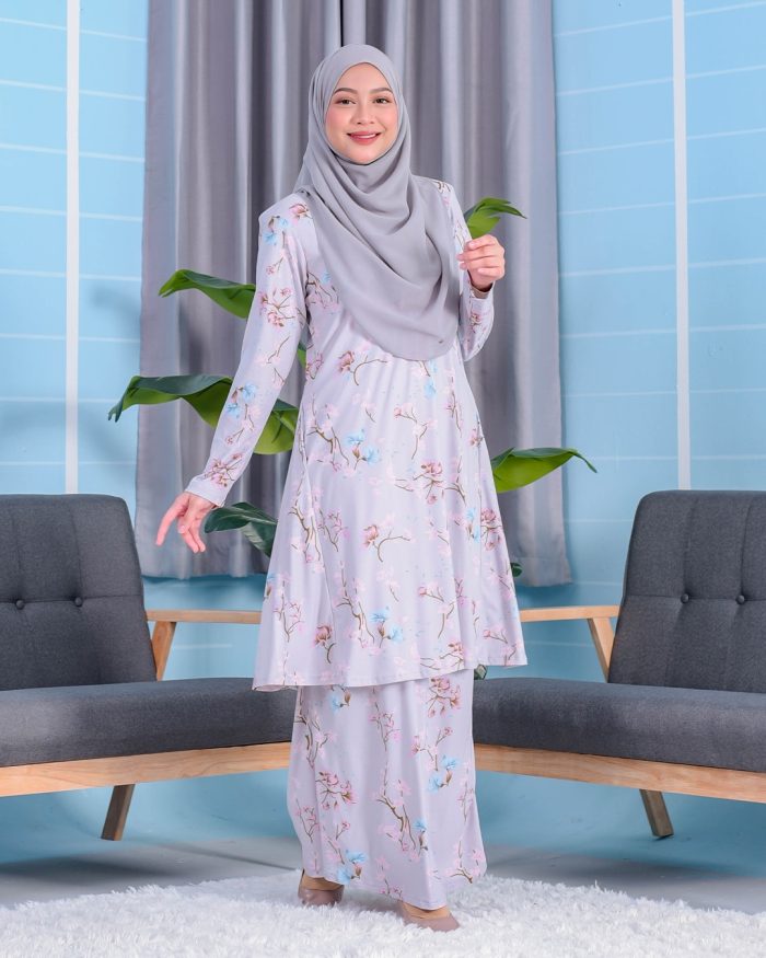 Baju Kurung Pahang Laura Printed 2.0 - Magnolia Grey