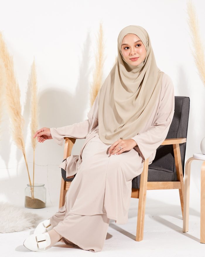 Suit Lenora - Ivory Cream - Image 3