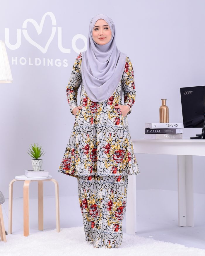 Baju Kurung Pahang Laura Printed 2.0 - Grey Cracked