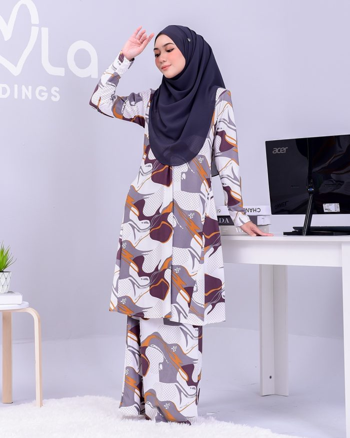 Baju Kurung Pahang Laura Printed 2.0 - White Marble - Image 2
