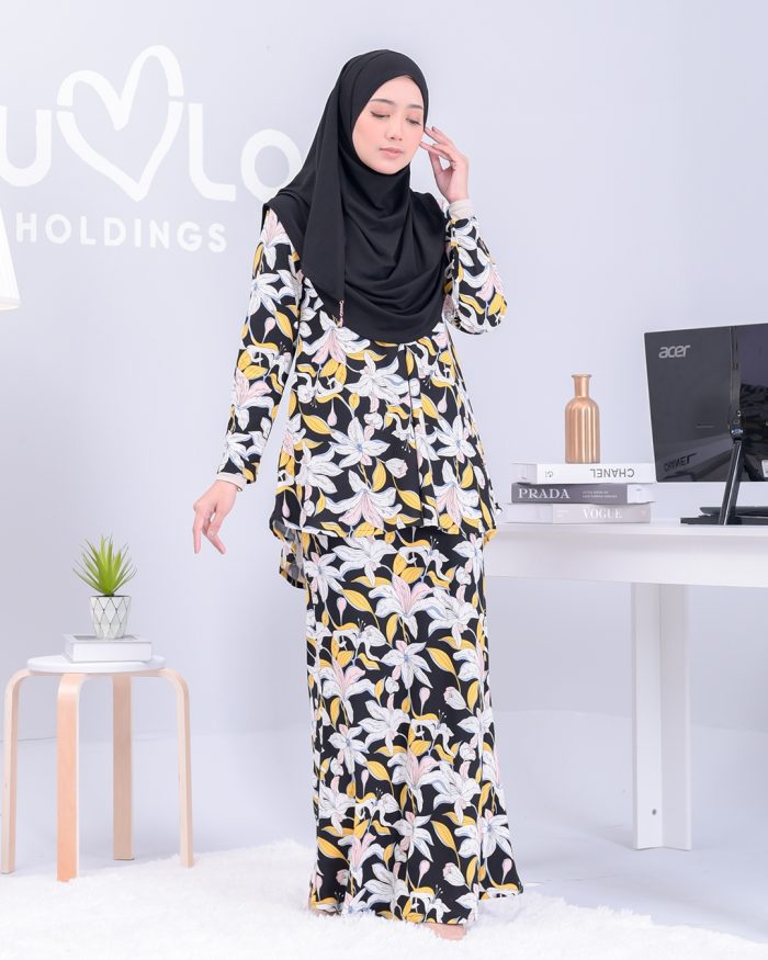Baju Kurung Lola Printed - Black Lily - Image 4