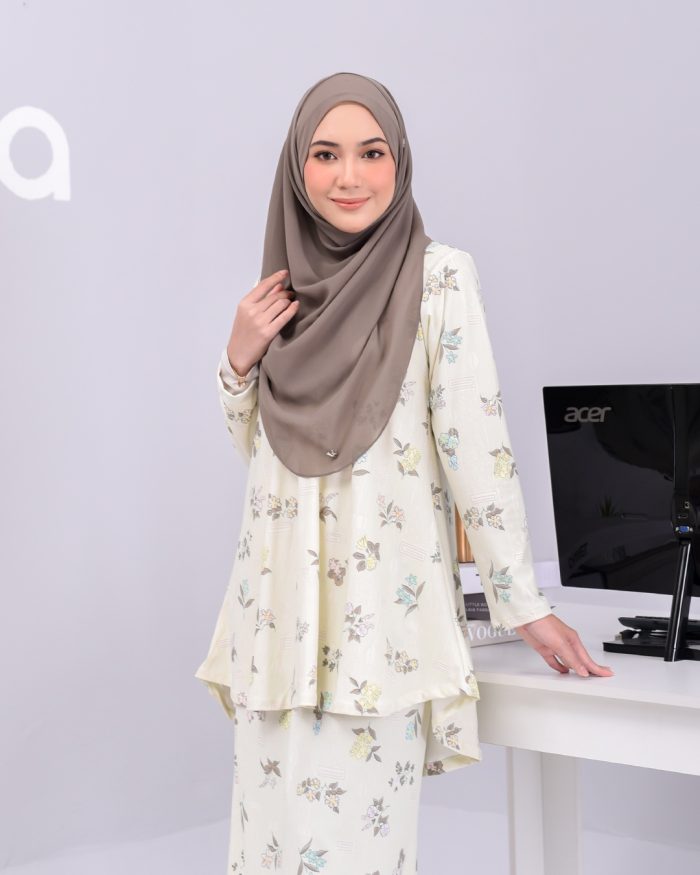 Baju Kurung Lola Printed - Lime Anne - Image 3