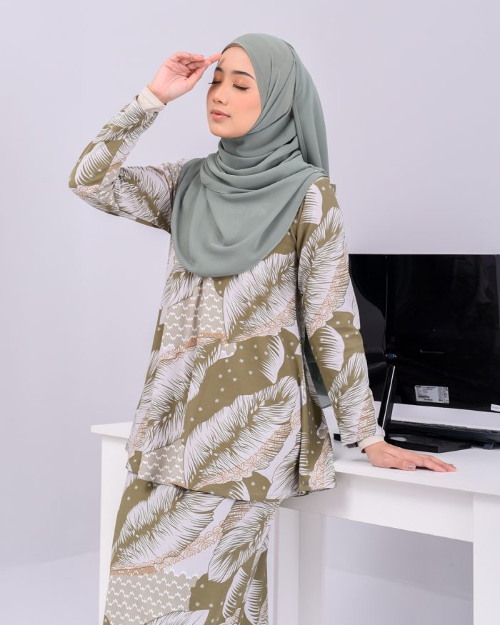 Baju Kurung Lola Printed - Olive Romarin - Image 5