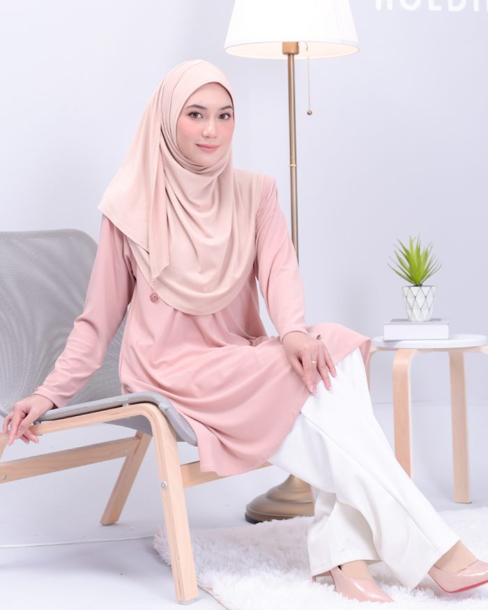 Blouse Lavina 2.0 - Apricot Blush - Image 4
