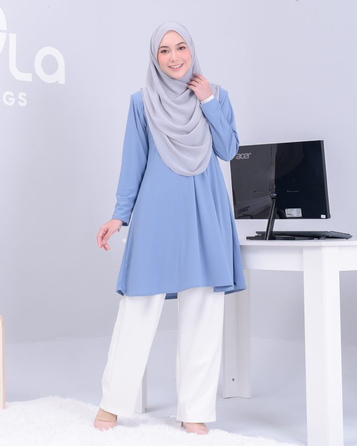 Blouse Lavina 2.0 - Cyan Blue