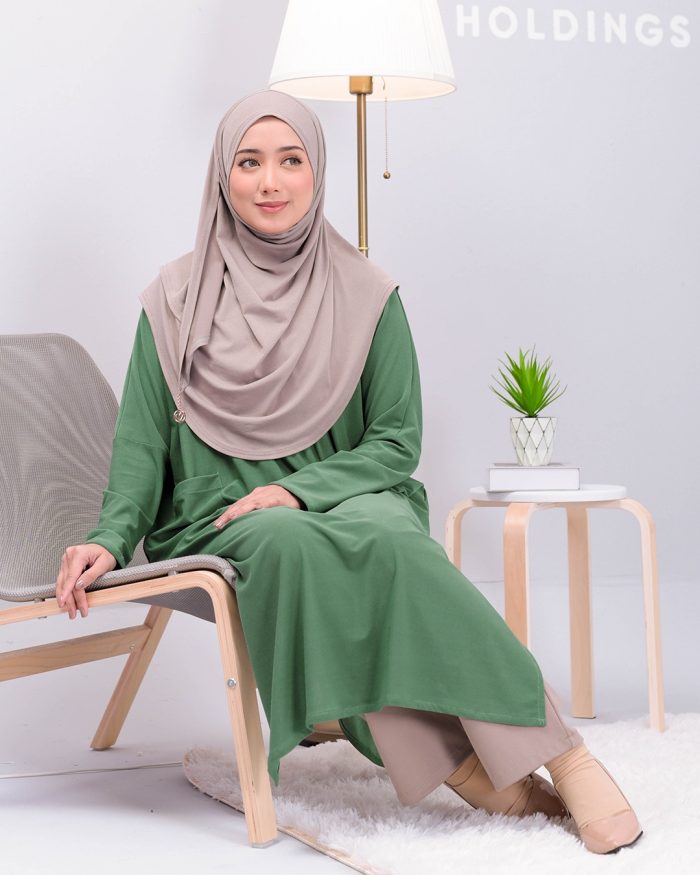 Tunic Leanne 2.0 - Basil Green - Image 3