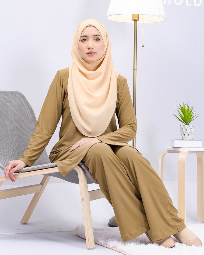 Suit Lubna - Dijon - Image 5
