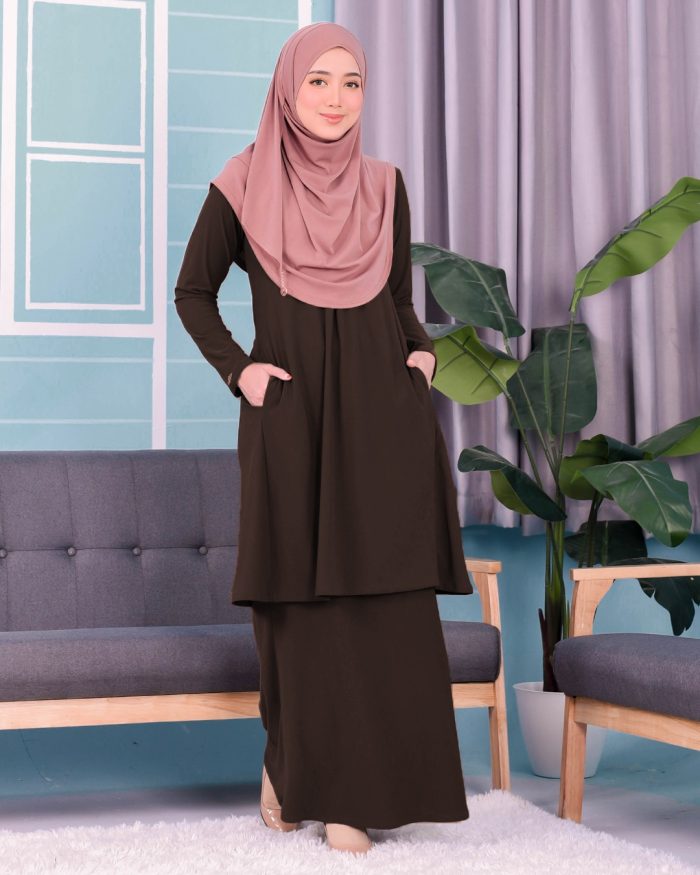 Baju Kurung Pahang Laura Plain 3.0 - Mocha Brown - Image 2