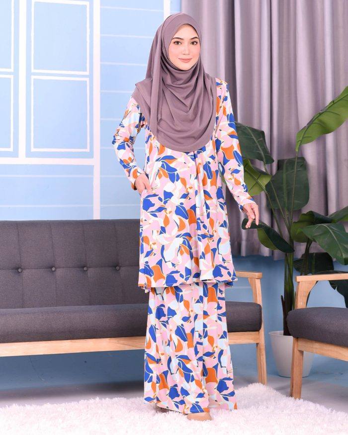 Kurung Lara - Capri Panther - Image 2