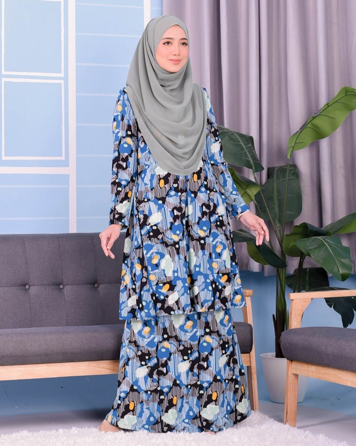 Baju Kurung Pahang Laura Printed 3.0 - Blue Floral