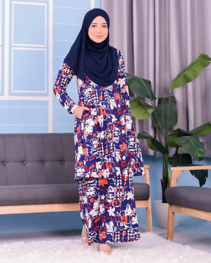 Baju Kurung Pahang Laura Printed 3.0 - Royal Hibiscus