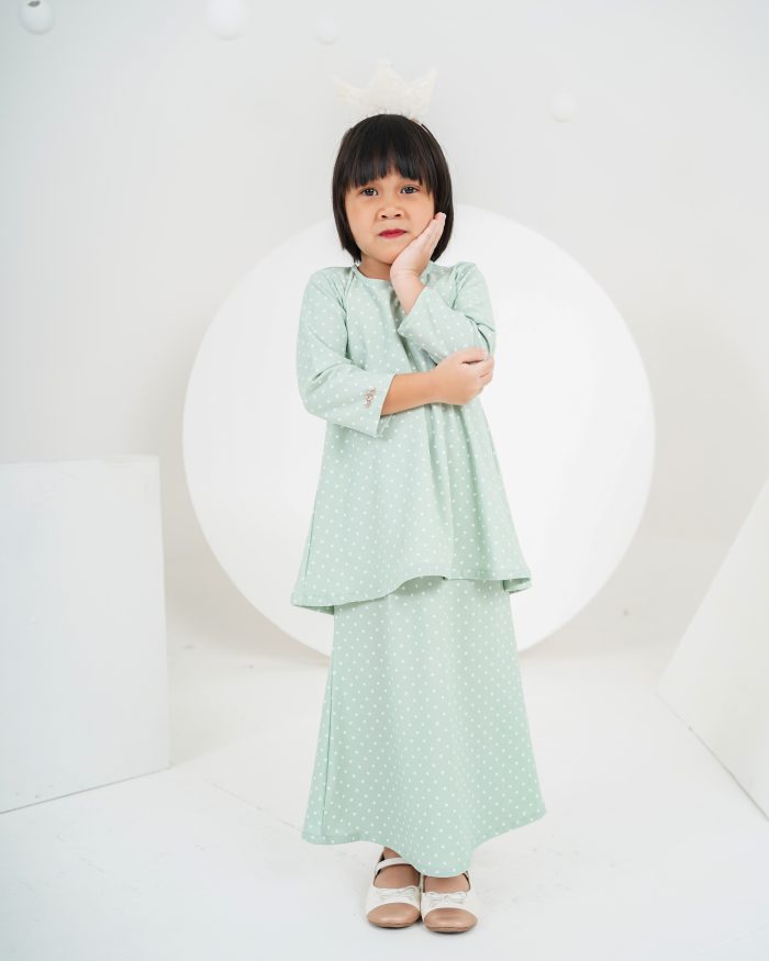 Baju Kurung Lola Printed Kids 2.0 - Polka Minty - Image 2