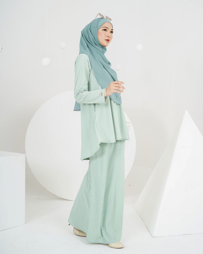 Baju Kurung Lola Printed 2.0 - Polka Minty - Image 2