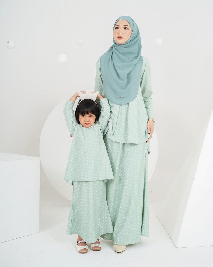 Baju Kurung Lola Printed 2.0 - Polka Minty - Image 6